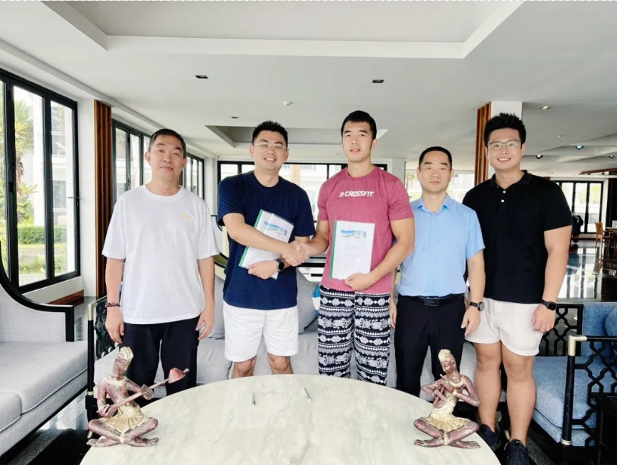 老哥俱乐部-老哥必备的交流社区