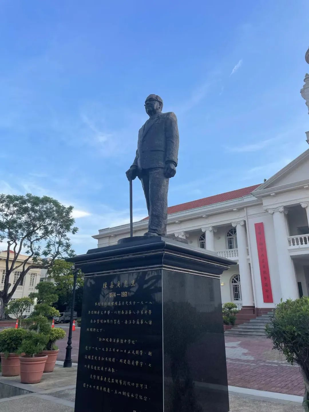 老哥俱乐部-老哥必备的交流社区