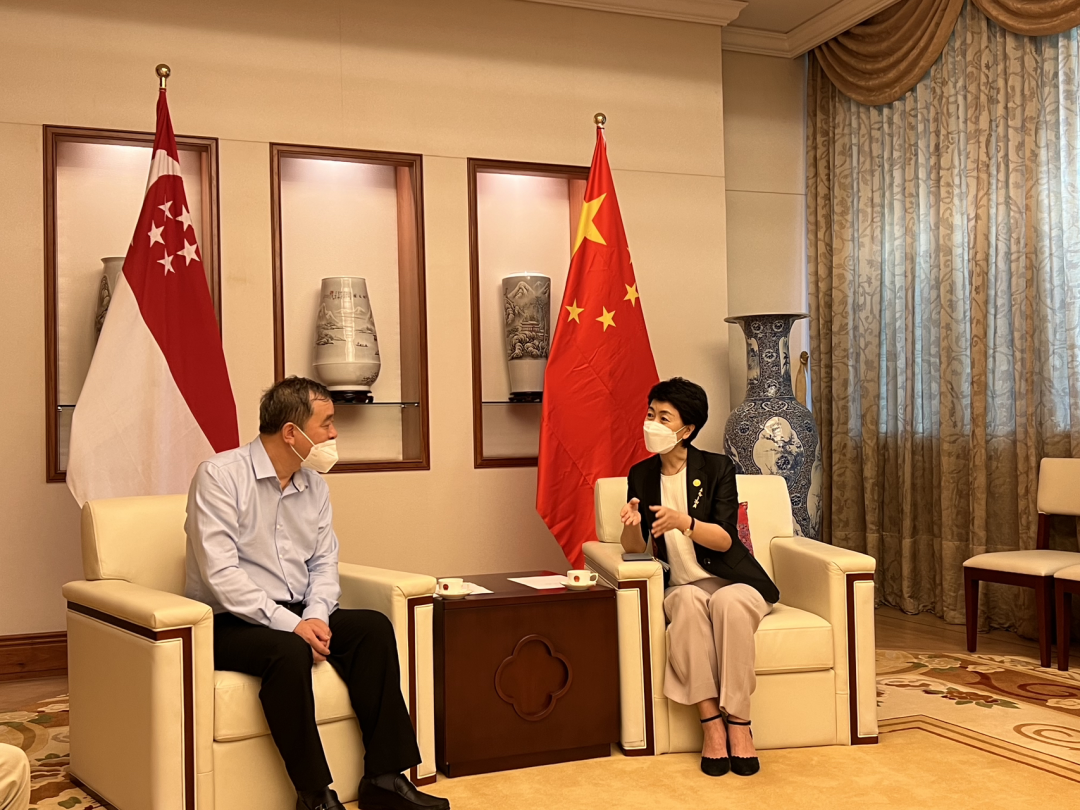 老哥俱乐部-老哥必备的交流社区