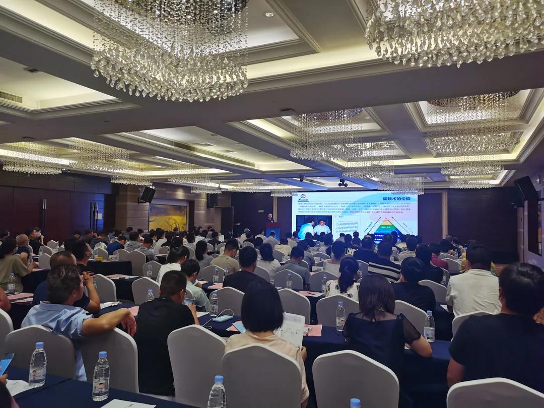 老哥俱乐部-老哥必备的交流社区