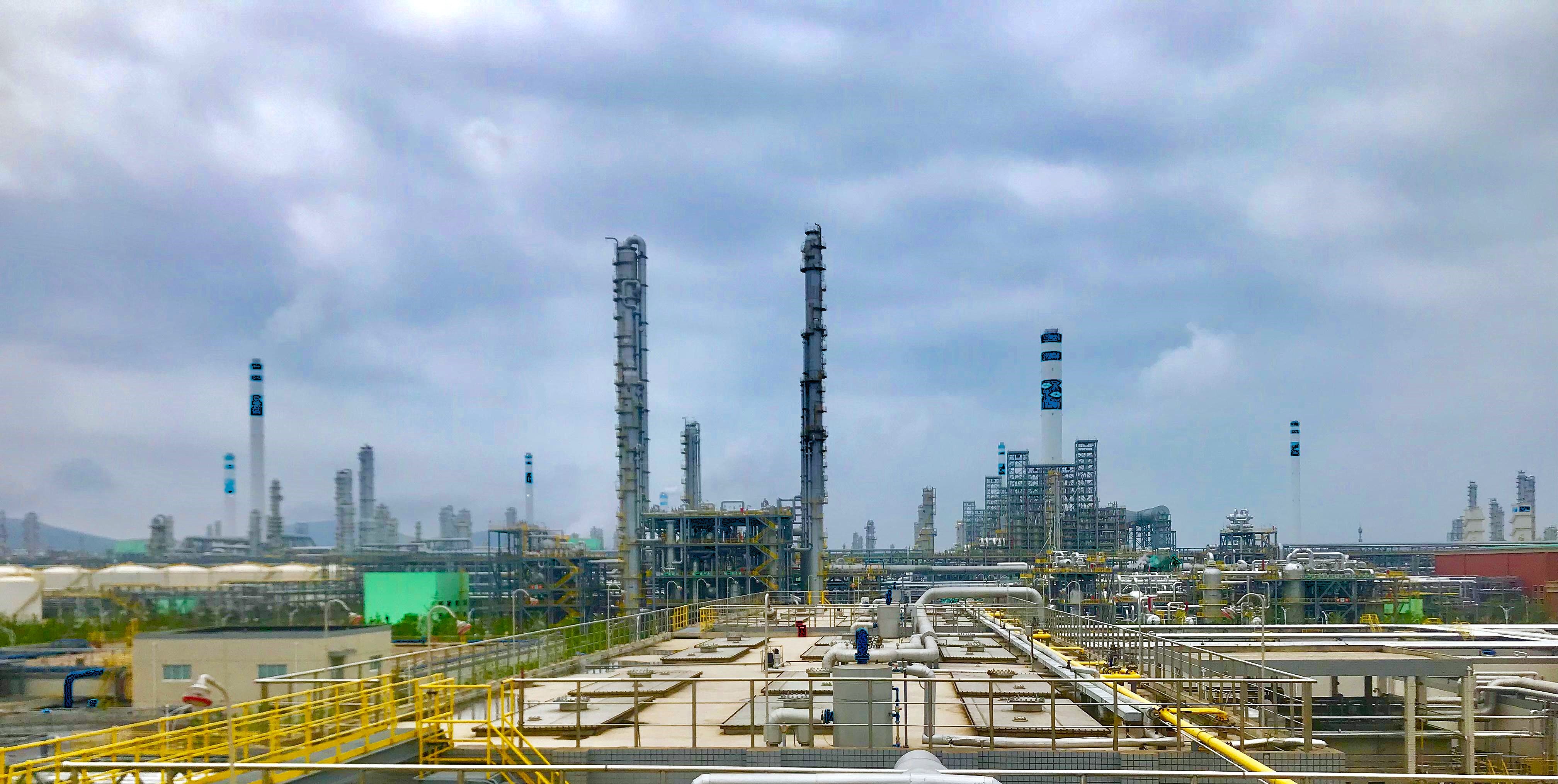 老哥俱乐部-老哥必备的交流社区